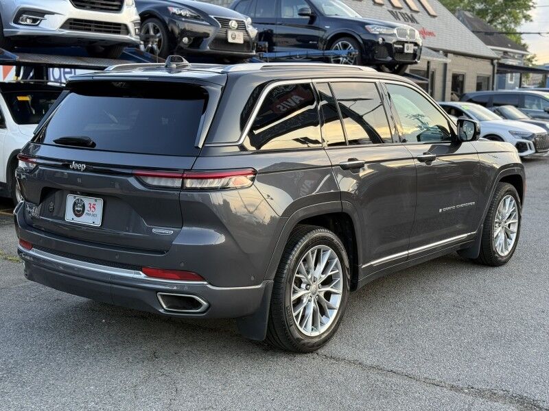 2022 Jeep Grand Cherokee Summit 4WD Arlington VA