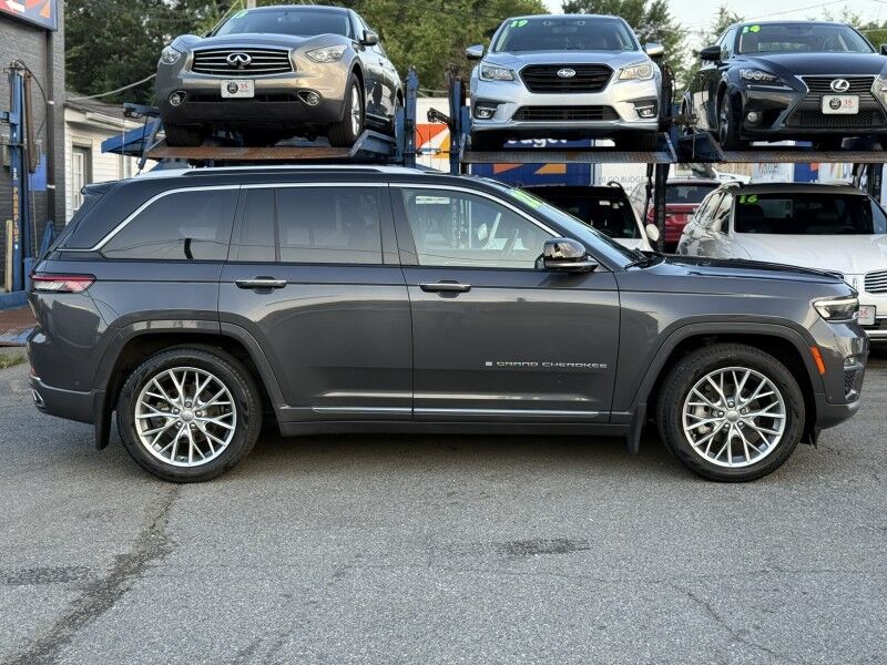 2022 Jeep Grand Cherokee Summit 4WD Arlington VA
