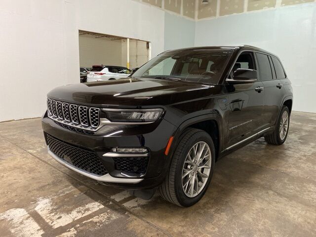 2022 Jeep Grand Cherokee Summit 4xe