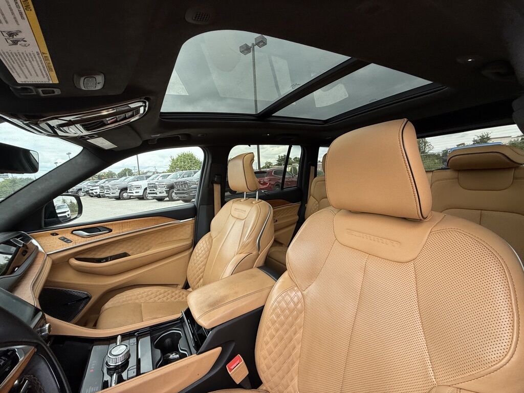 2022 Jeep Grand Cherokee Summit Crestwood KY