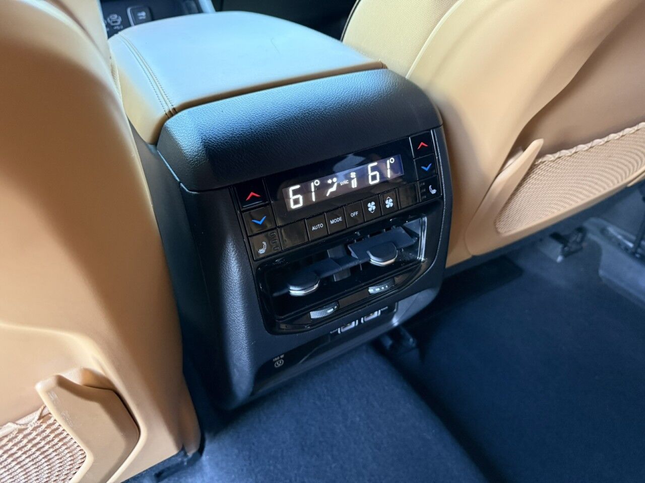 2022 Jeep Grand Cherokee Summit Fitchburg MA