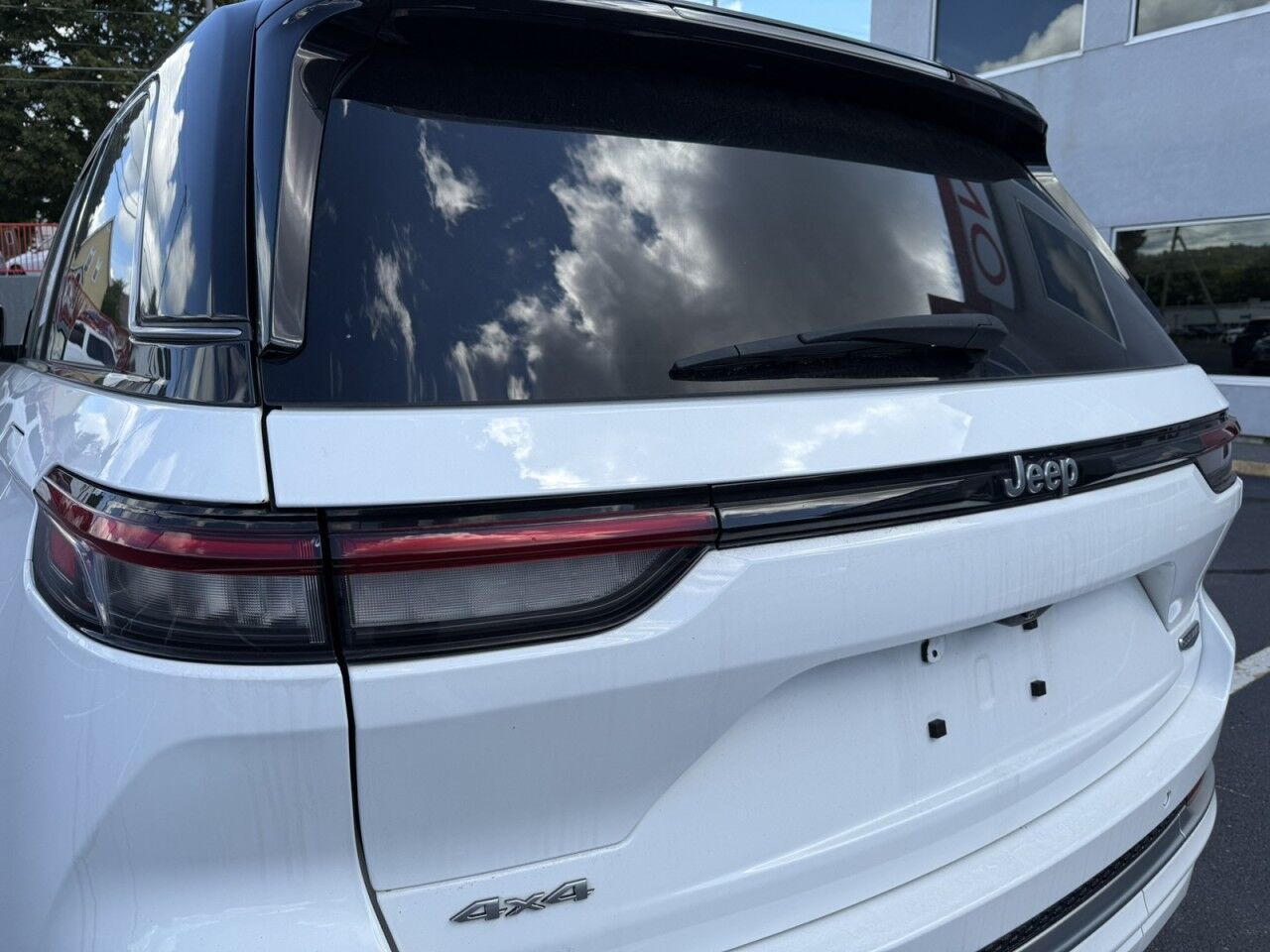 2022 Jeep Grand Cherokee Summit Fitchburg MA