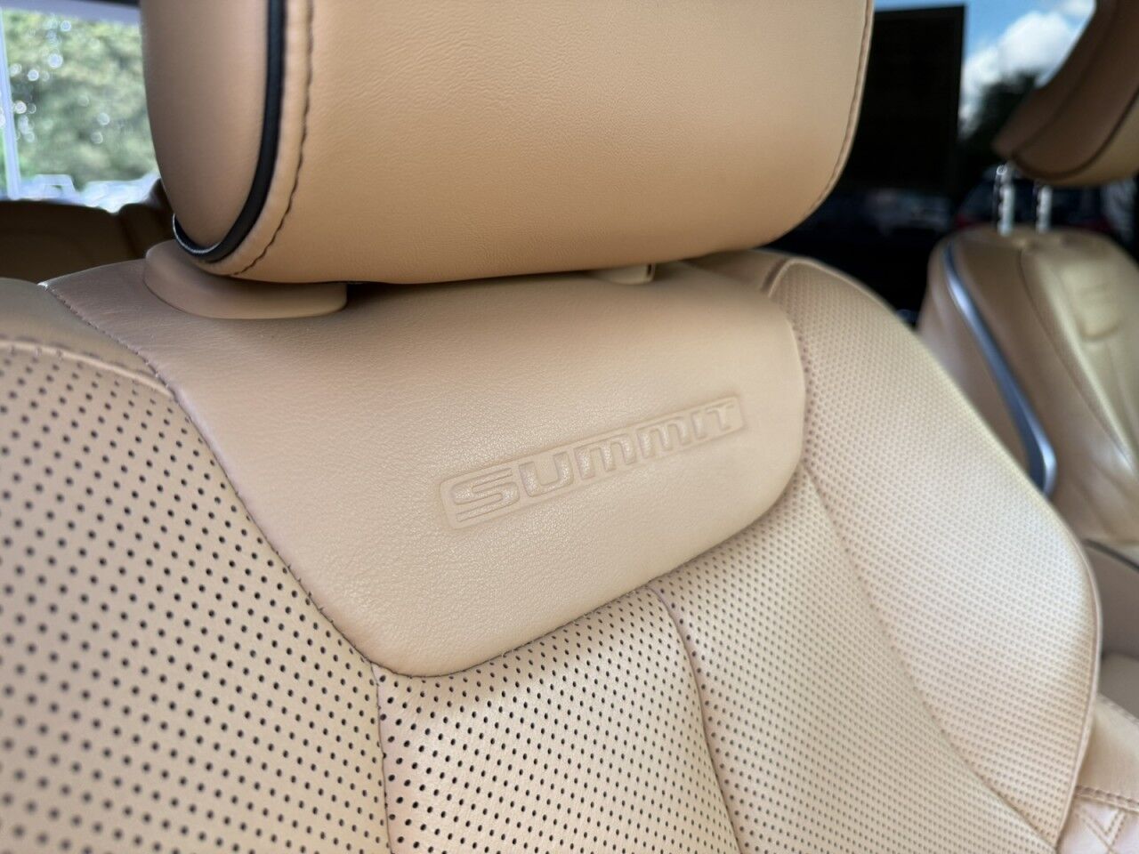 2022 Jeep Grand Cherokee Summit Fitchburg MA