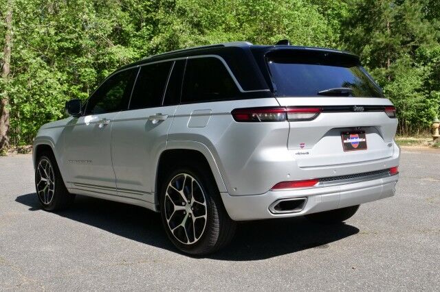 2022 Jeep Grand Cherokee Summit Reserve 4WD / ProTech Group / 5.7L V8! High Point NC