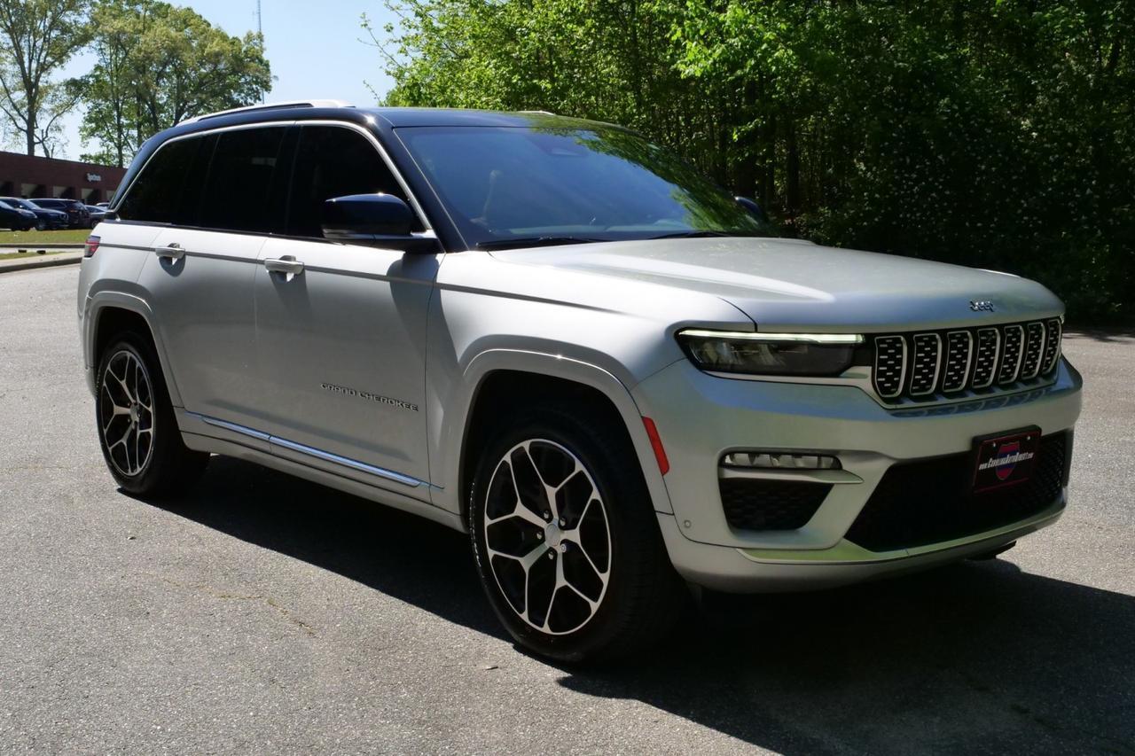 2022 Jeep Grand Cherokee Summit Reserve 4WD / ProTech Group / 5.7L V8! High Point NC