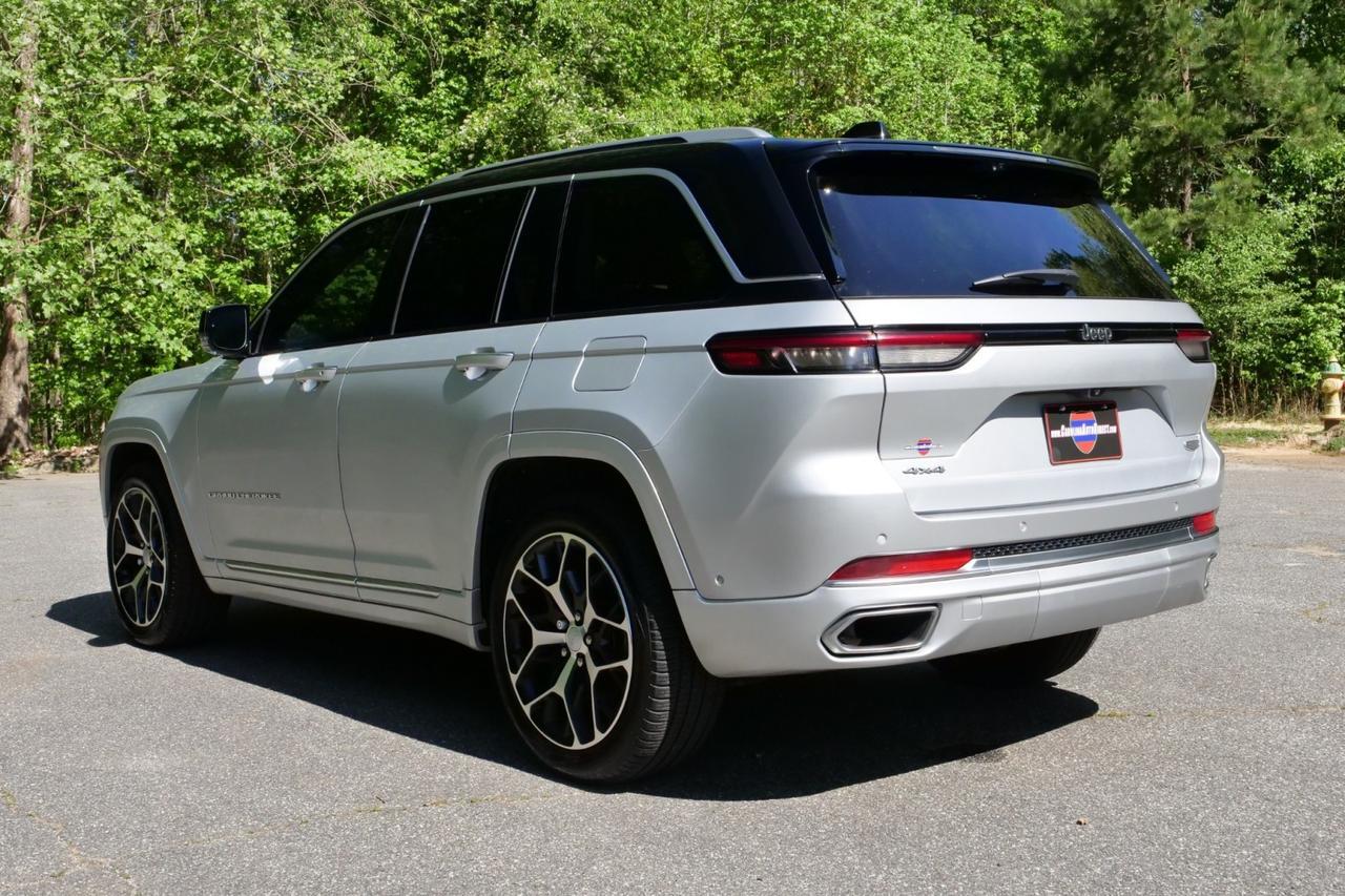 2022 Jeep Grand Cherokee Summit Reserve 4WD / ProTech Group / 5.7L V8! High Point NC