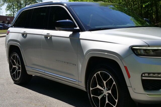 2022 Jeep Grand Cherokee Summit Reserve 4WD / ProTech Group / 5.7L V8! High Point NC