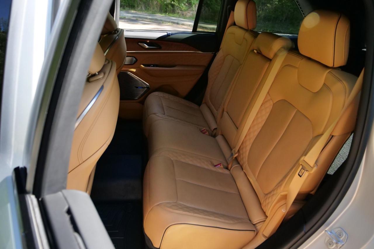 2022 Jeep Grand Cherokee Summit Reserve 4WD / ProTech Group / 5.7L V8! Lincolnton NC