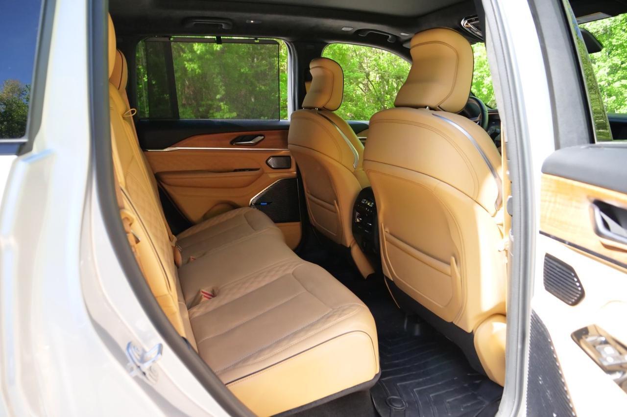 2022 Jeep Grand Cherokee Summit Reserve 4WD / ProTech Group / 5.7L V8! Lincolnton NC