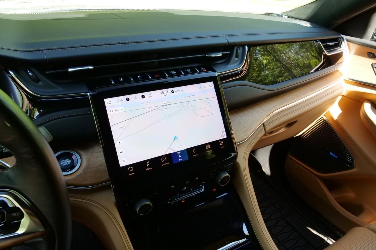 2022 Jeep Grand Cherokee Summit Reserve 4WD / ProTech Group / 5.7L V8! Lincolnton NC