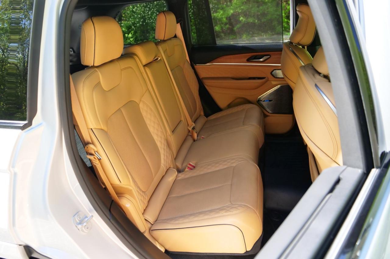 2022 Jeep Grand Cherokee Summit Reserve 4WD / ProTech Group / 5.7L V8! Lincolnton NC