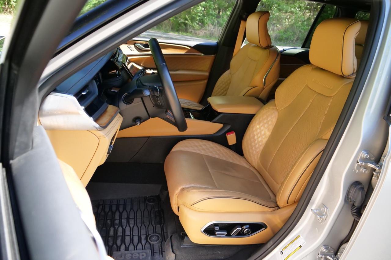 2022 Jeep Grand Cherokee Summit Reserve 4WD / ProTech Group / 5.7L V8! Lincolnton NC