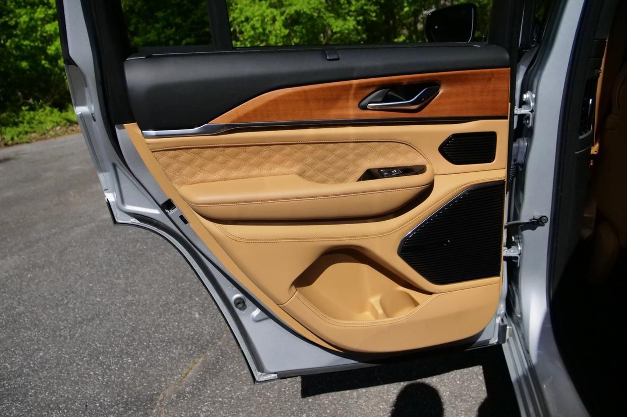 2022 Jeep Grand Cherokee Summit Reserve 4WD / ProTech Group / 5.7L V8! Lincolnton NC