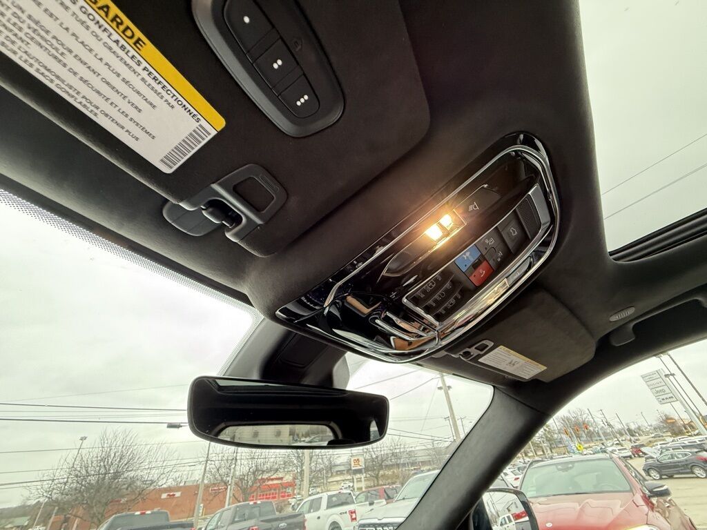 2022 Jeep Grand Cherokee Summit Reserve 4xe Crestwood KY