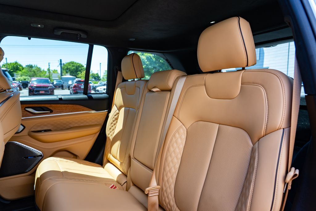 2022 Jeep Grand Cherokee Summit Reserve 4xe Beaverton OR