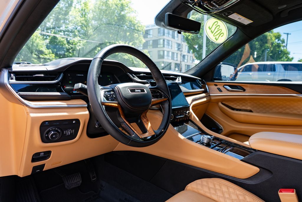 2022 Jeep Grand Cherokee Summit Reserve 4xe Beaverton OR