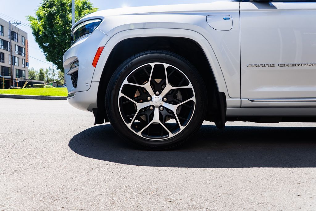 2022 Jeep Grand Cherokee Summit Reserve 4xe Beaverton OR