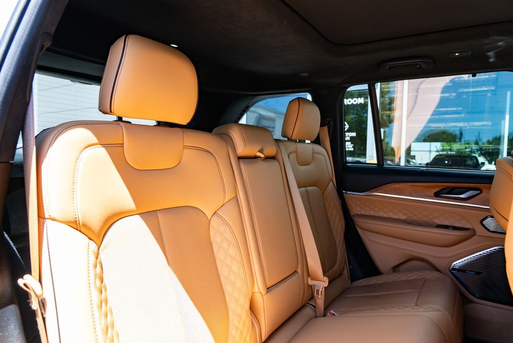 2022 Jeep Grand Cherokee Summit Reserve 4xe Beaverton OR