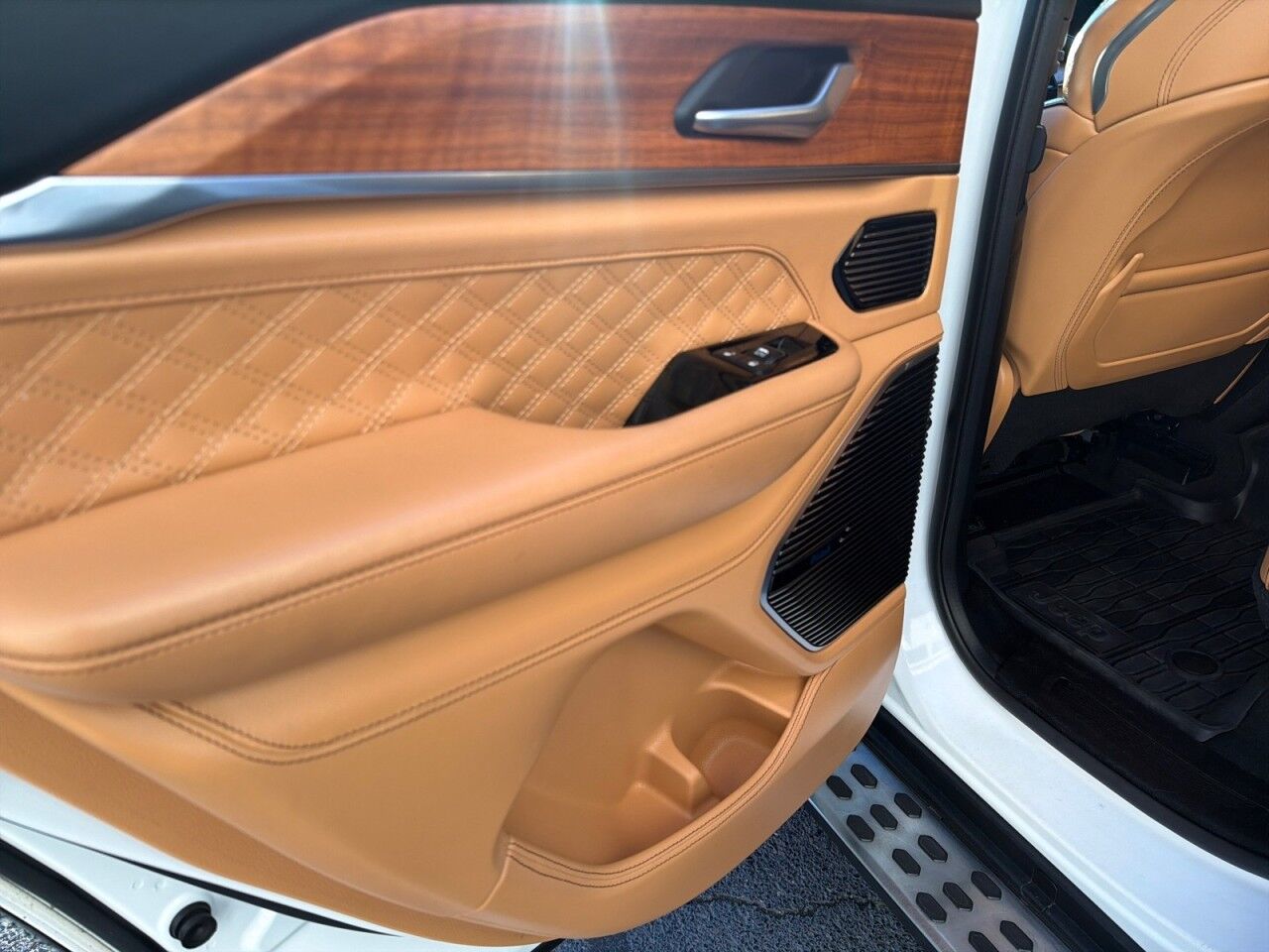 2022 Jeep Grand Cherokee Summit Reserve Fitchburg MA