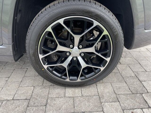 2022 Jeep Grand Cherokee Summit Reserve HEMI Marshfield MA