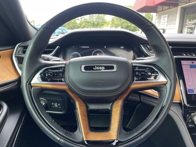 2022 Jeep Grand Cherokee Summit Reserve HEMI Marshfield MA