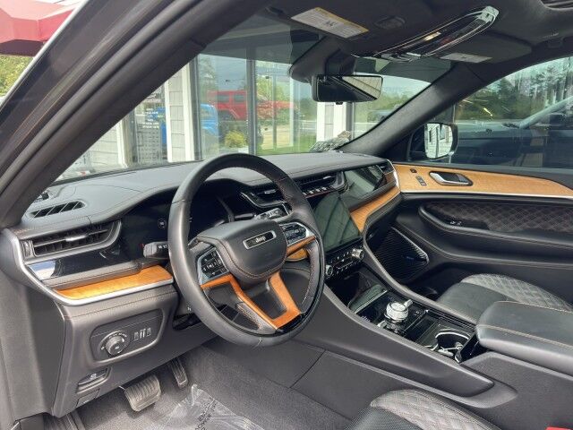 2022 Jeep Grand Cherokee Summit Reserve HEMI Marshfield MA