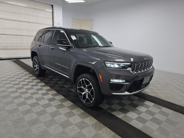 2022 Jeep Grand Cherokee Summit Reserve Marshfield MA