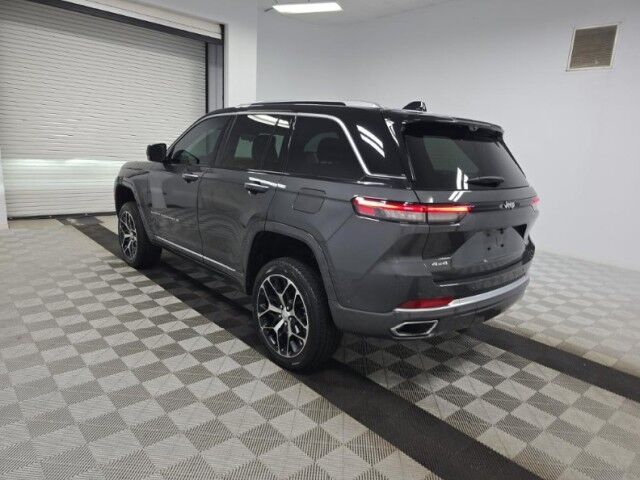 2022 Jeep Grand Cherokee Summit Reserve Marshfield MA