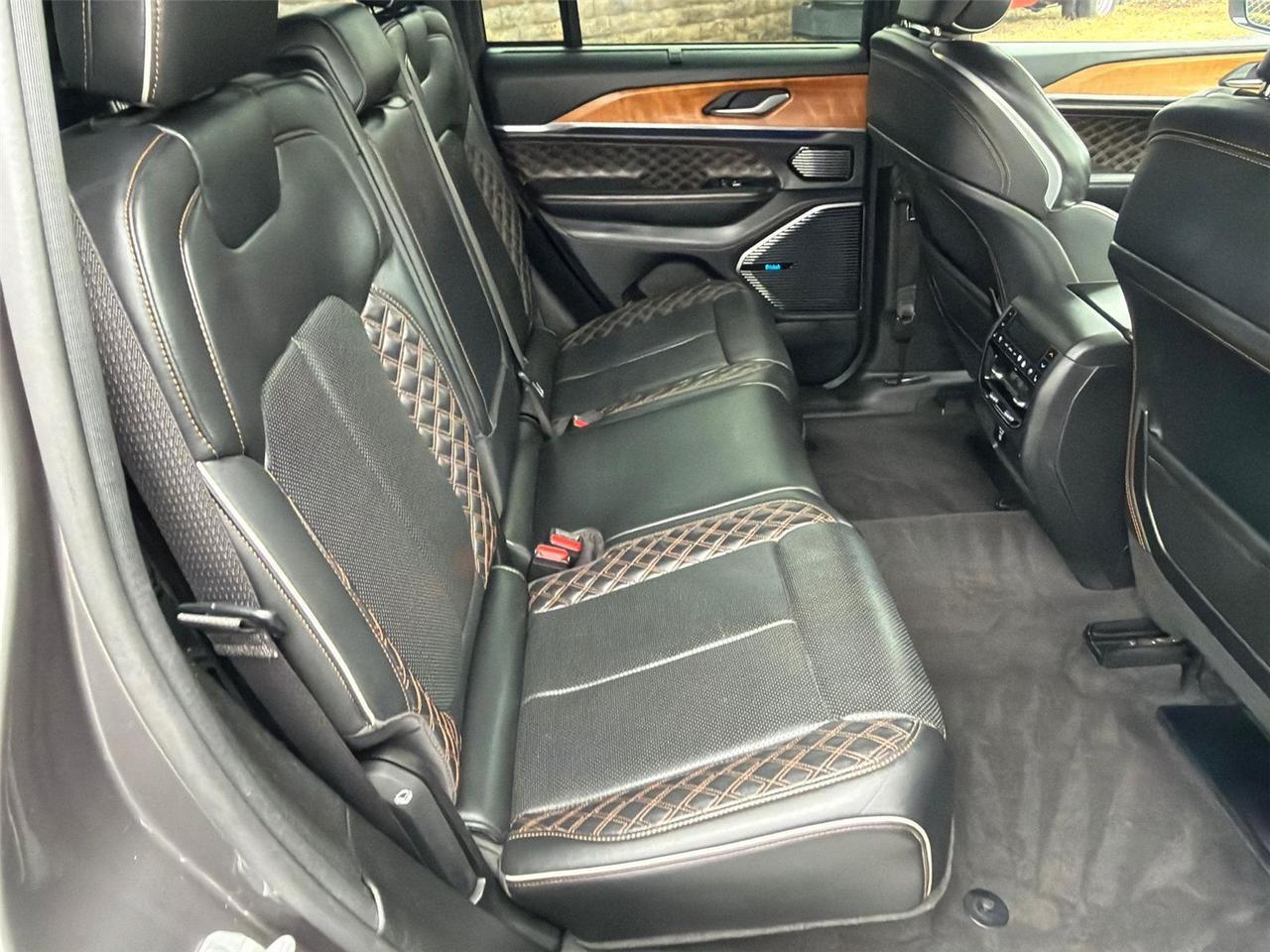 2022 Jeep Grand Cherokee Summit Reserve Hagerstown MD