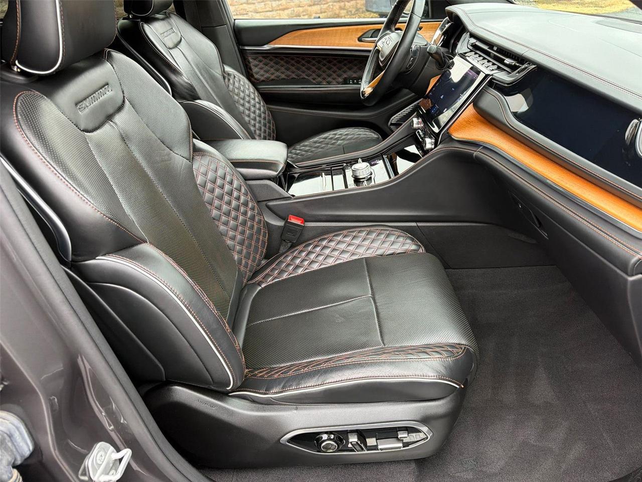 2022 Jeep Grand Cherokee Summit Reserve Hagerstown MD