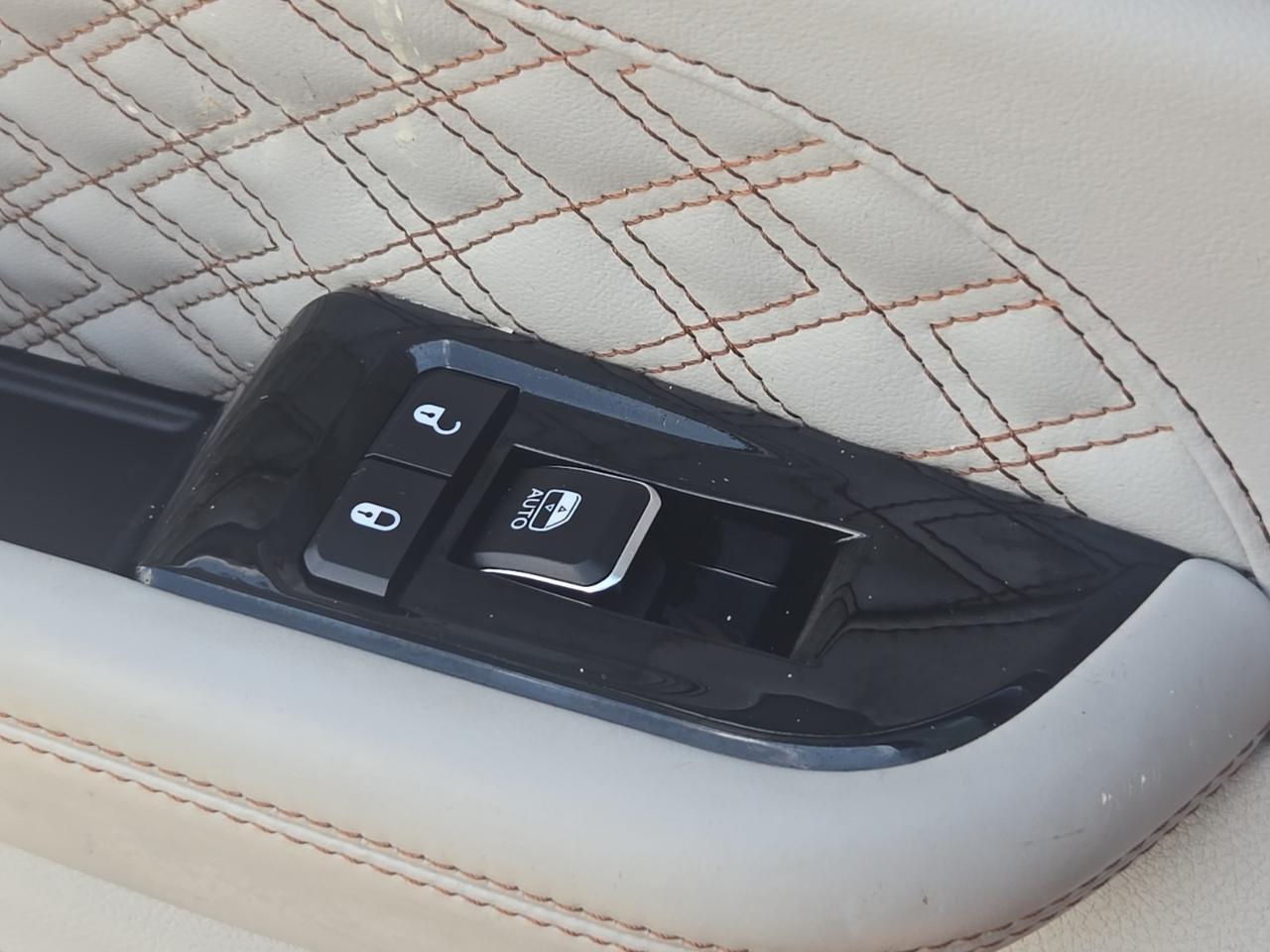 2022 Jeep Grand Cherokee Summit Fredericksburg VA