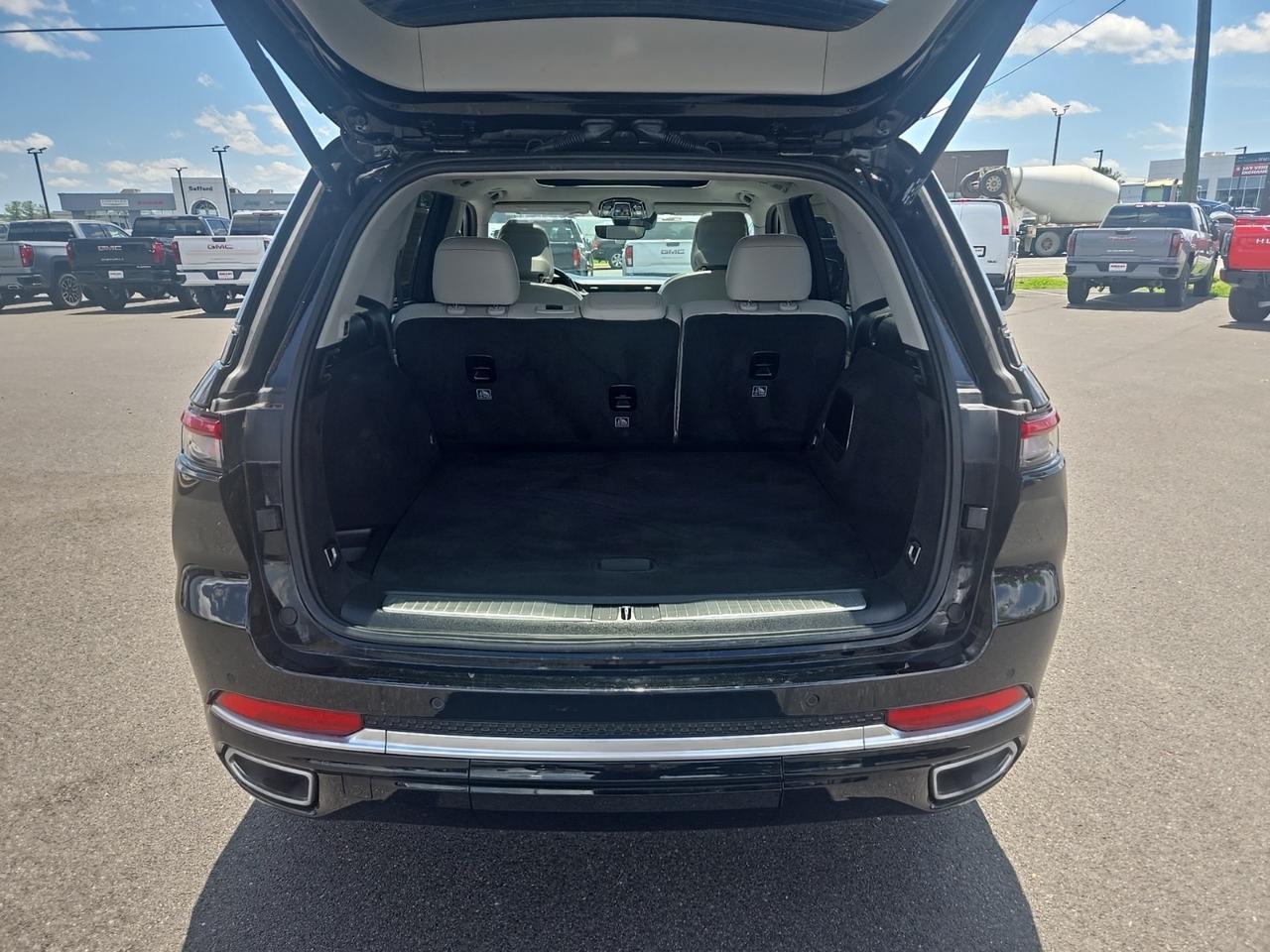 2022 Jeep Grand Cherokee Summit Fredericksburg VA
