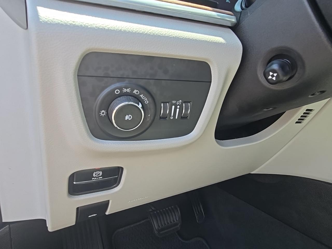 2022 Jeep Grand Cherokee Summit Fredericksburg VA