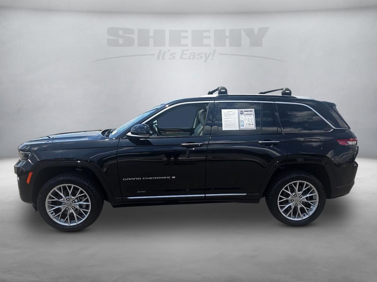 2022 Jeep Grand Cherokee Summit Fredericksburg VA
