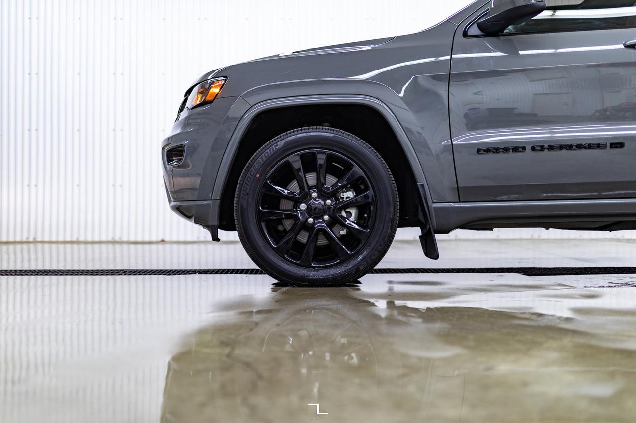 2022 Jeep Grand Cherokee WK 4x4 Altitude Leather Roof Nav Red Deer AB