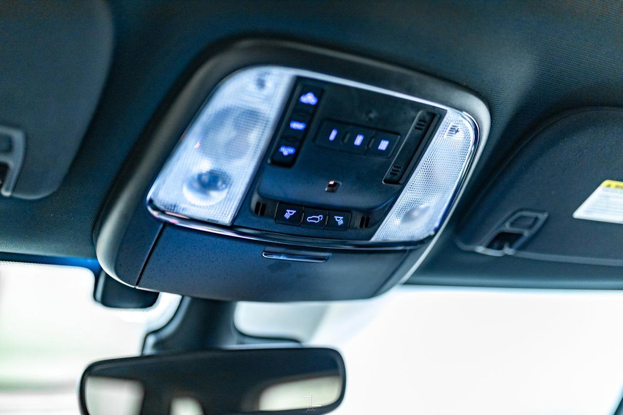 2022 Jeep Grand Cherokee WK 4x4 Altitude Leather Roof Nav Red Deer AB