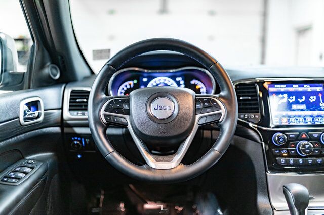 2022 Jeep Grand Cherokee WK 4x4 Altitude Leather Roof Nav Red Deer AB