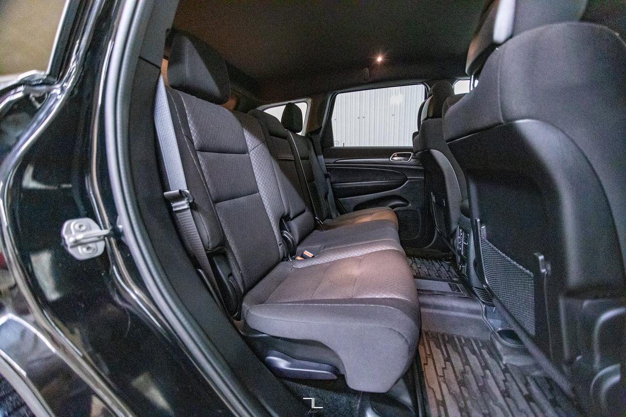 2022 Jeep Grand Cherokee WK 4x4 Laredo Nav BCam Red Deer AB