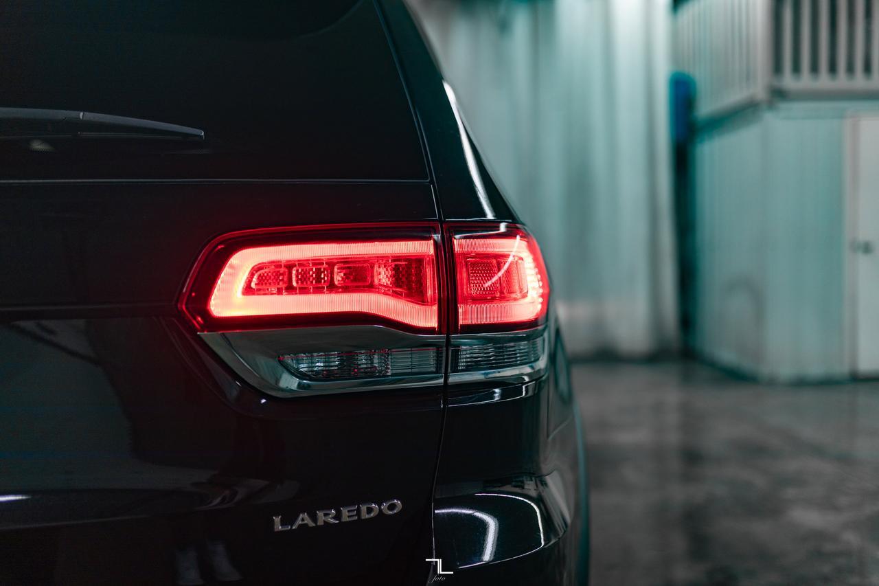 2022 Jeep Grand Cherokee WK 4x4 Laredo Nav BCam Red Deer AB