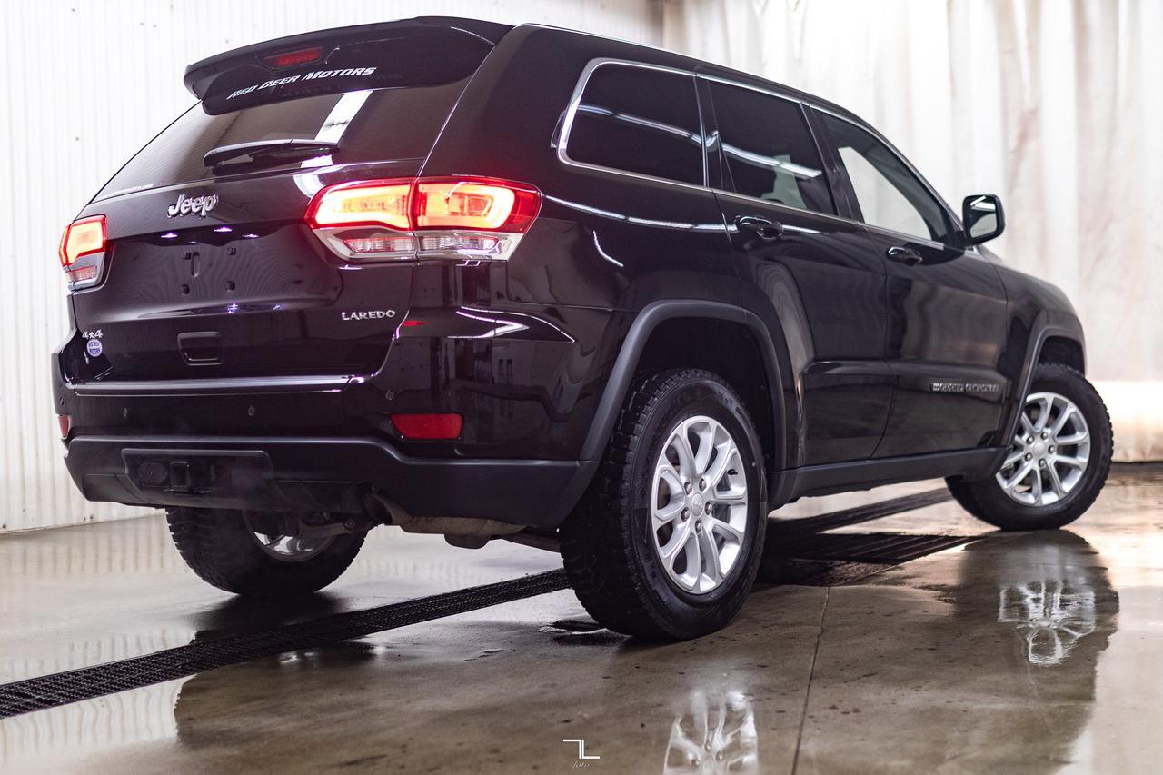 2022 Jeep Grand Cherokee WK 4x4 Laredo Nav BCam Red Deer AB