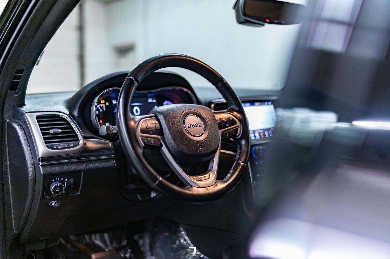 2022 Jeep Grand Cherokee WK 4x4 Limited Leather Nav BCam Red Deer AB