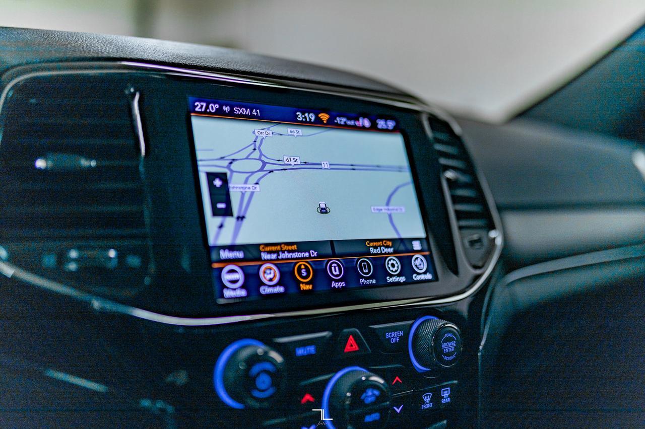 2022 Jeep Grand Cherokee WK 4x4 Limited Leather Nav BCam Red Deer AB