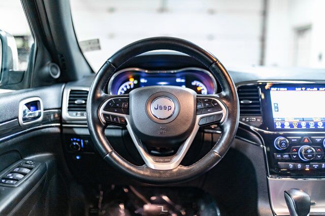 2022 Jeep Grand Cherokee WK 4x4 Limited Leather Nav BCam Red Deer AB