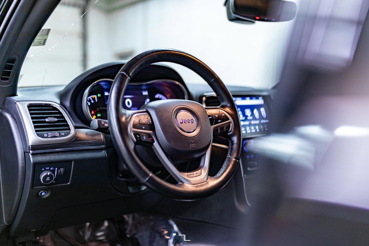 2022 Jeep Grand Cherokee WK 4x4 Limited Leather Nav BCam Red Deer AB