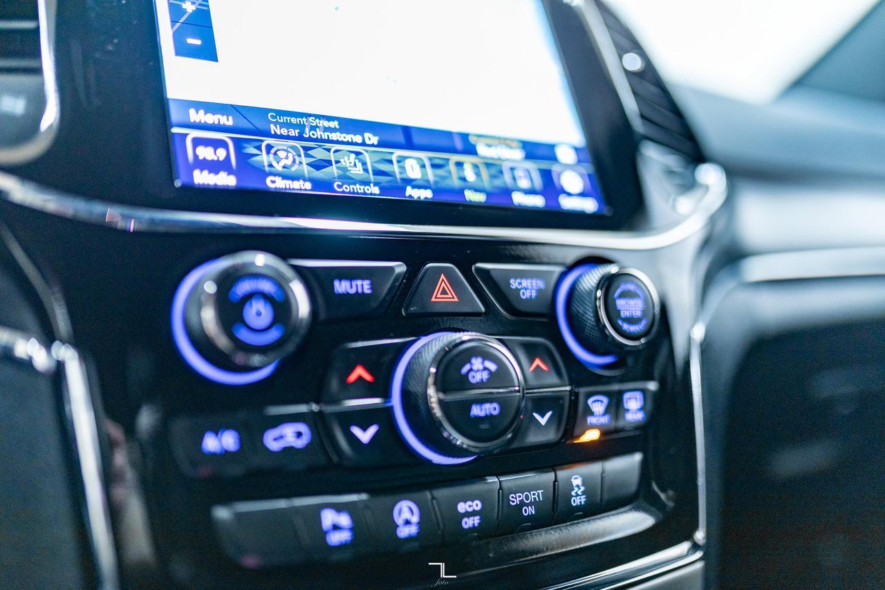 2022 Jeep Grand Cherokee WK 4x4 Limited Leather Nav BCam Red Deer AB