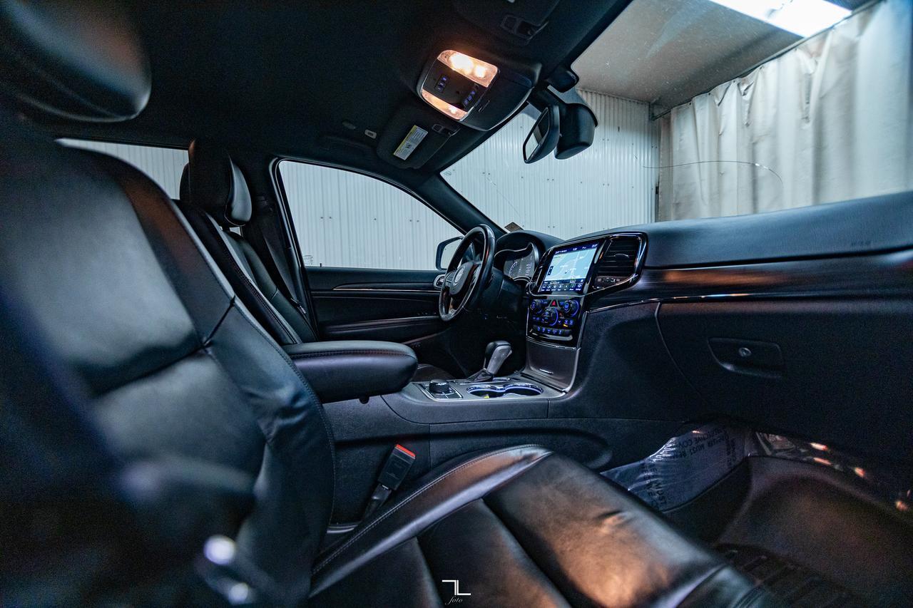 2022 Jeep Grand Cherokee WK 4x4 Limited Leather Nav BCam Red Deer AB