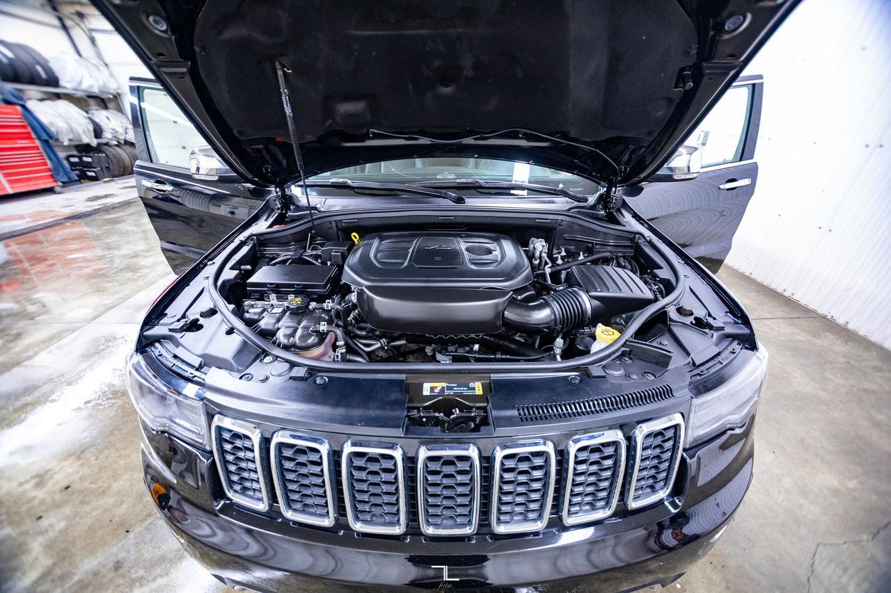 2022 Jeep Grand Cherokee WK 4x4 Limited Leather Nav BCam Red Deer AB