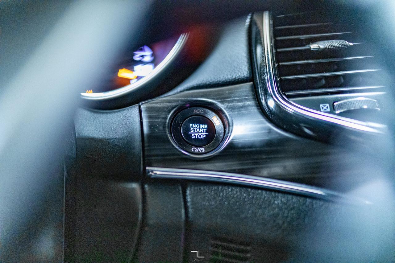 2022 Jeep Grand Cherokee WK 4x4 Limited Leather Nav BCam Red Deer AB