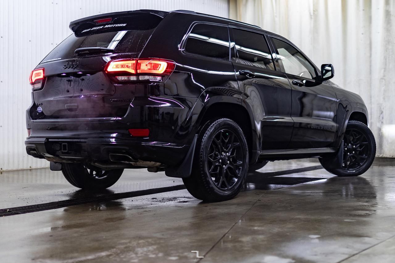 2022 Jeep Grand Cherokee WK 4x4 Limited X Leather Roof Nav BCam Red Deer AB
