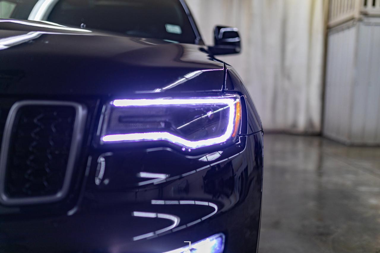 2022 Jeep Grand Cherokee WK 4x4 Limited X Leather Roof Nav BCam Red Deer AB